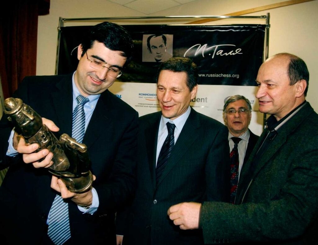 oskar-1024x789 Особенности сверхшахмат на примере